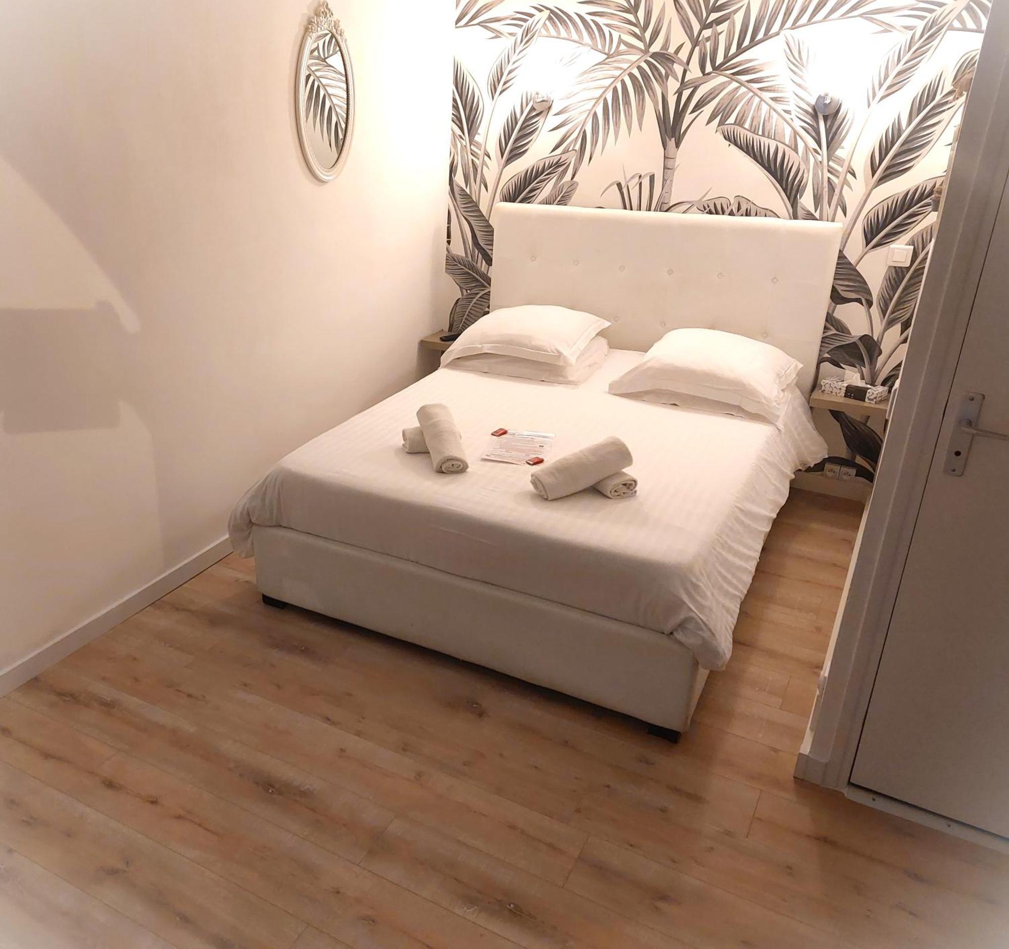 Hotel Les Jardins De Bormes, Sauna & Jacuzzi Quarto foto